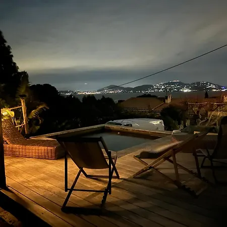 Vue Sur La Presqu'ile De Giens Hyères