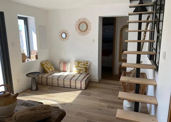 Vue Sur La Presqu'ile De Giens Hyères