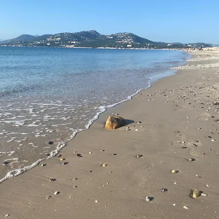 Holiday home Vue Sur La Presqu'ile De Giens Hyeres