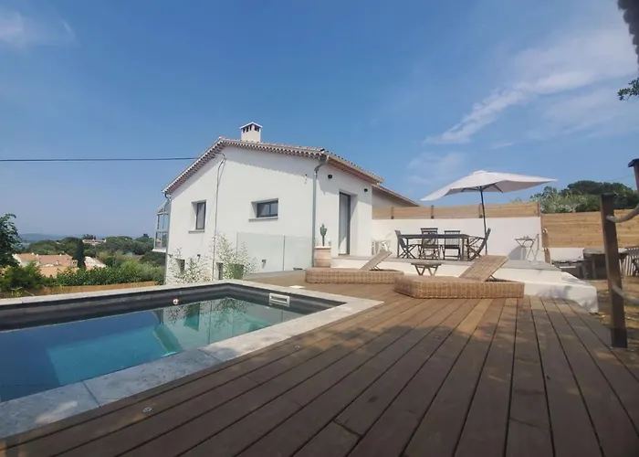 Vue Sur La Presqu'ile De Giens * Hyères