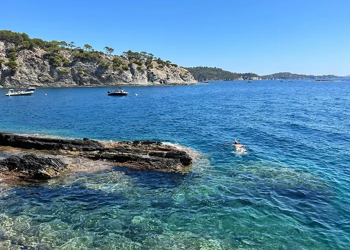 Vue Sur La Presqu'ile De Giens